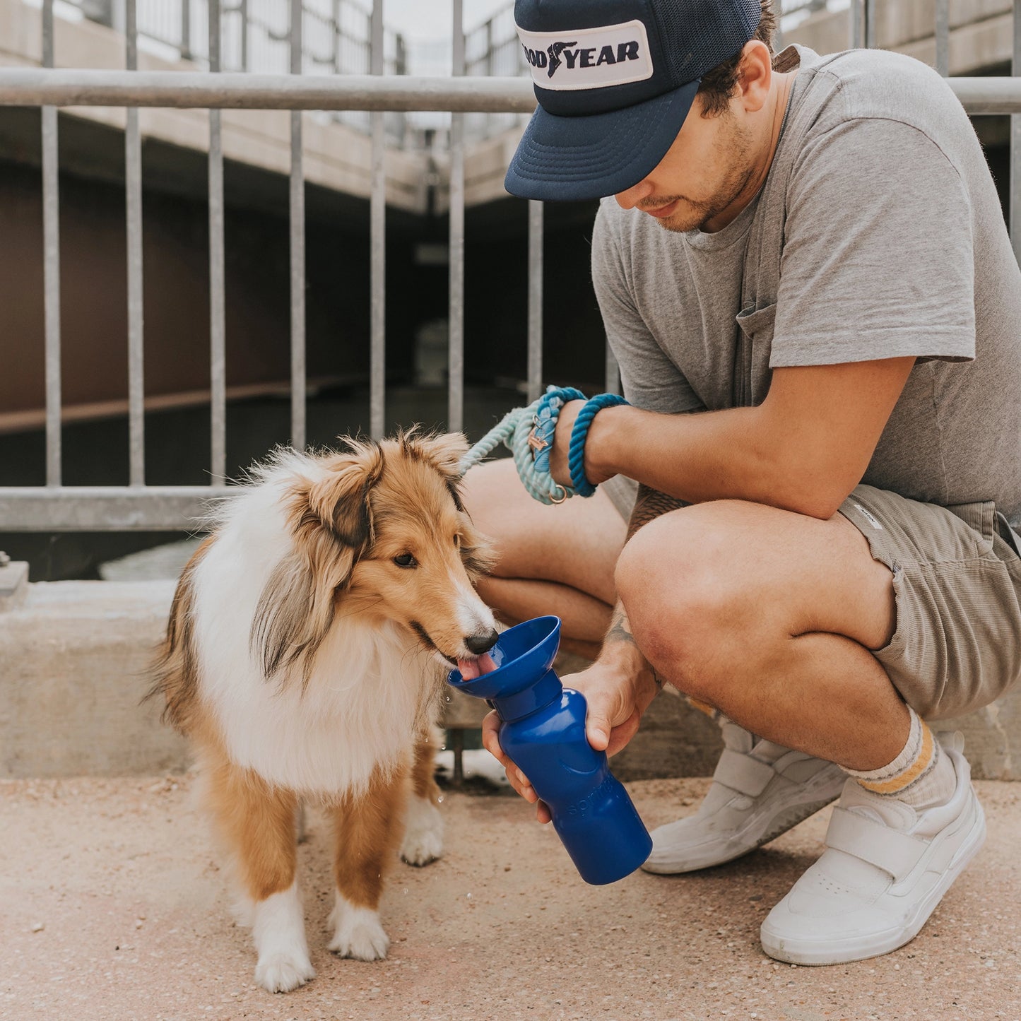 Travel Water Bottle - Classic 22oz